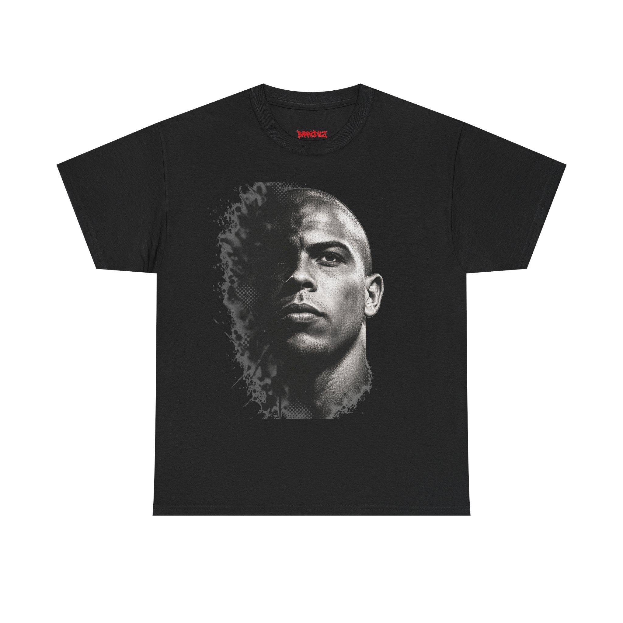 Camiseta de homenaje a Ronaldo Nazário de Barrio Diez, arte en blanco y negro